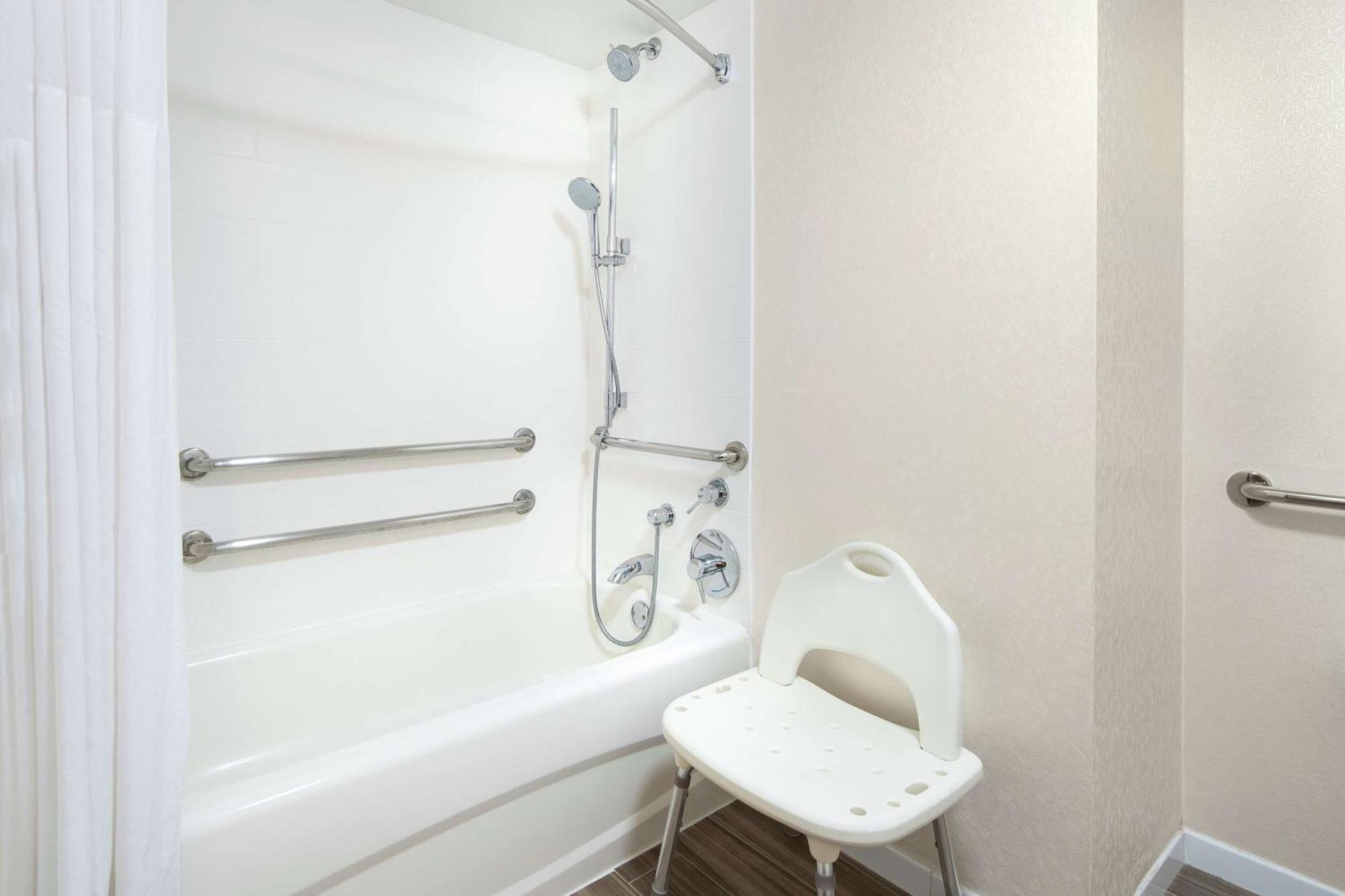 Hampton Inn & Suites Anaheim Garden Grove Exterior foto