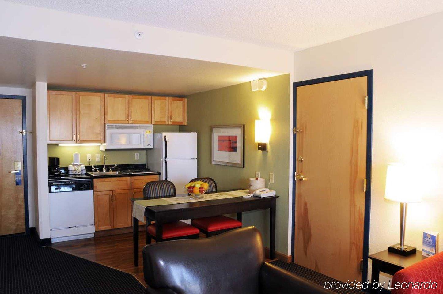 Hampton Inn & Suites Anaheim Garden Grove Habitación foto